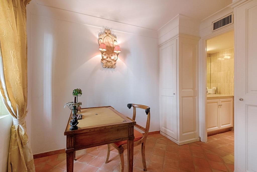 Maison Des Bouchonniers Сен-Тропе Экстерьер фото
